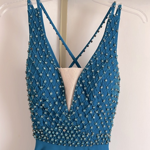 Homecoming Dress - Picture 4 of 9